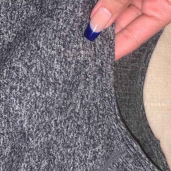 Workout crop top - Picture 2 of 2